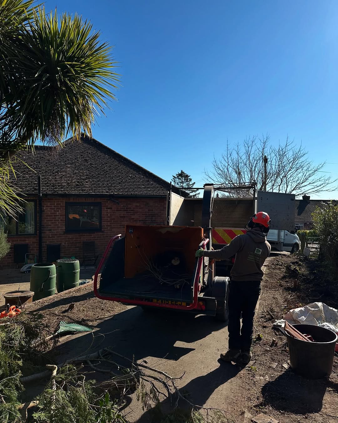 24/7 Emergency Storm Damage Response specialists in Oxted